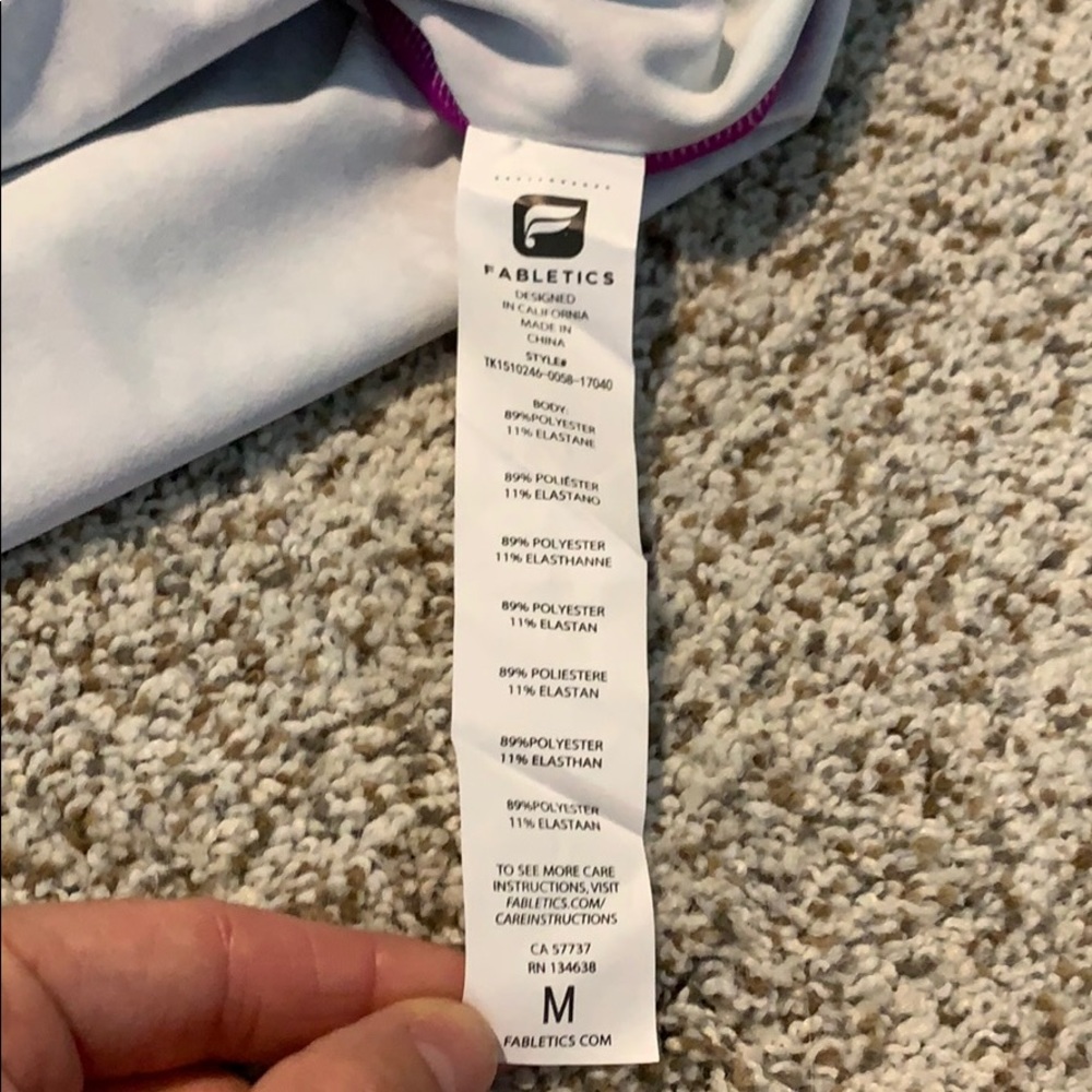 Fabletics tank - Picture 3 of 3